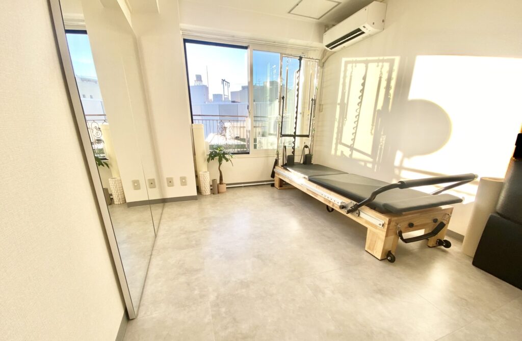 パーソナルマシンピラティスLAVIA都立大学店の完全個室スタジオ